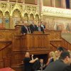 PARLAMENTI DÍJÁTADÓ
